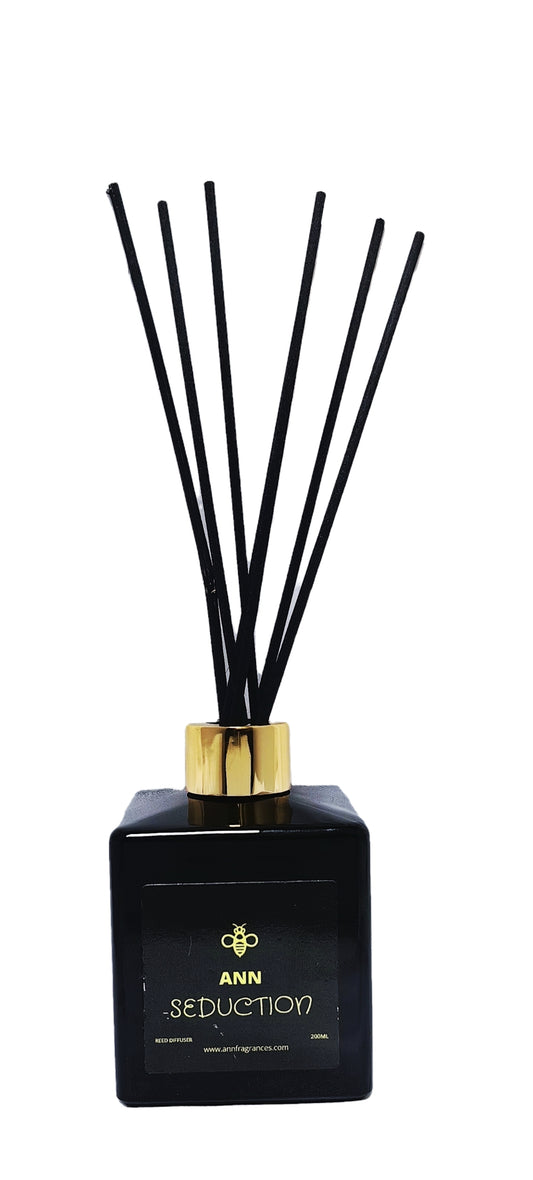 SANDALWOOD, LAVENDER REED DIFFUSER